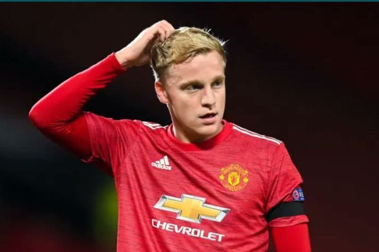 Resmi! Manchester United Peminjamkan Donny van de Beek ke Eintracht Frankfurt