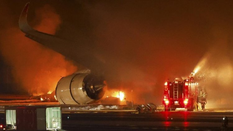 Tragedi Bandara Haneda Tokyo: Pesawat Japan Airlines Menabrak dan Terbakar, 5 Tewas dalam Kecelakaan Mengerikan