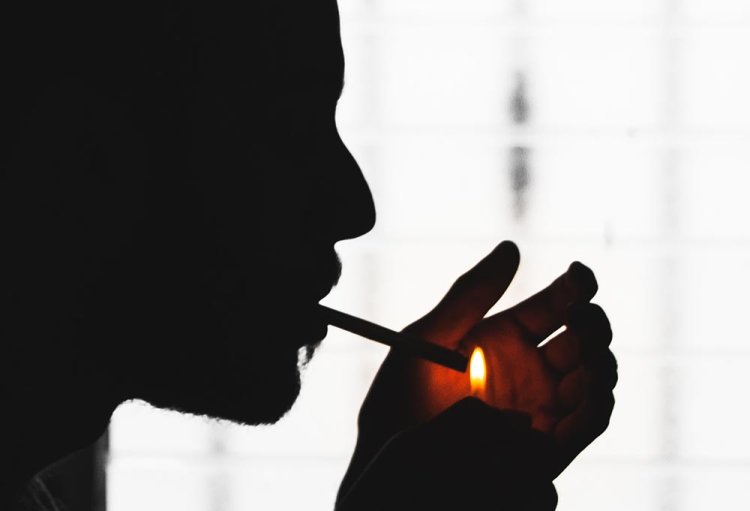Kenaikan Harga Rokok Gagal Menurunkan Jumlah Perokok: Alasan dan Alternatif Solusi