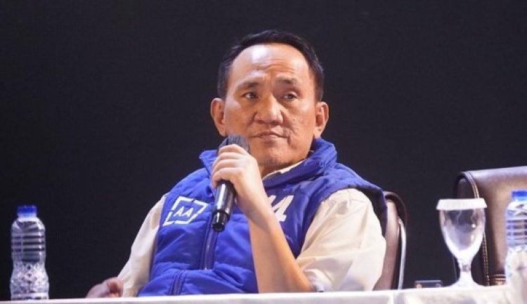 Kritik Tajam Andi Arief terhadap Anies dan Ganjar: Alumni UGM Lemah, Demokrat Dukung Prabowo-Gibran