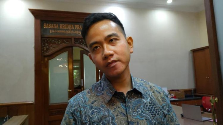 Gibran Rakabuming Raka Soroti Kondisi Jalan Jawa Tengah, Presiden Jokowi Ikut Berkomentar