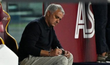 Jose Mourinho Bersiap Kembali ke Manchester United: Misi Baru Setelah Erik Ten Hag Dipecat