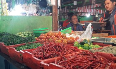 Kenaikan Mayoritas Harga Pangan Pada Awal Pekan, Cabai dan Beras Terpengaruh