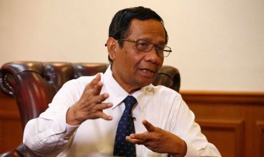 Perbedaan Hasil Vonis Gugatan Pemilu melalui Angket DPR dan Mahkamah Konstitusi Menurut Mahfud MD