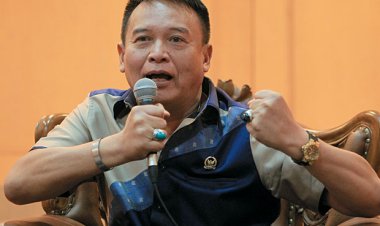 TB Hasanuddin Kritik Pangkat Kehormatan Prabowo: Untuk Perwira Aktif