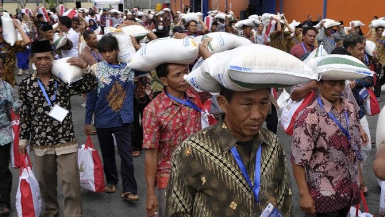 Bansos Beras 10 Kg Dihentikan Sementara Gara-gara Pemilu: Pemerintah Indonesia Responsif Terhadap Kebutuhan Masyarakat