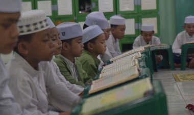 Cegah Kekerasan, Kemenag Bentuk Regulasi Pengasuhan Anak di Pesantren