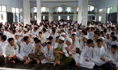 Pesantren Tangkal Kekerasan: Kemenag Bersama Kemen PPPA Susun Panduan Praktis Pengasuhan Anak