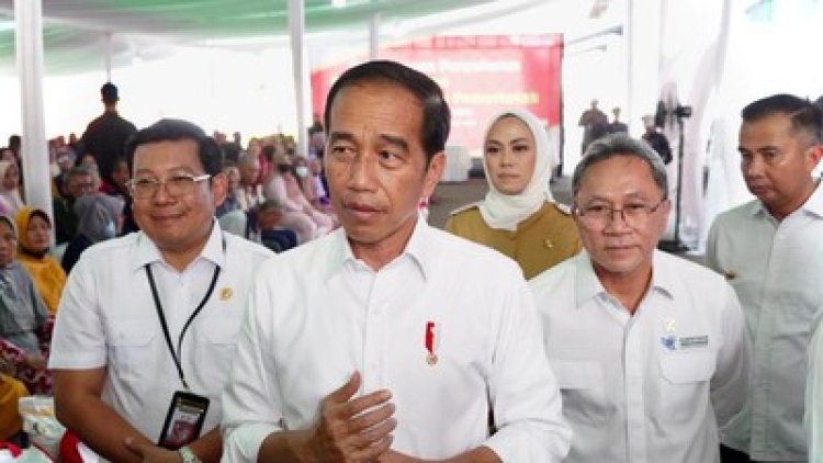 Jokowi Minta Jangan Terus Dicecar Soal Kenaikan Harga Beras, Ajak Masyarakat Cek di Lapangan
