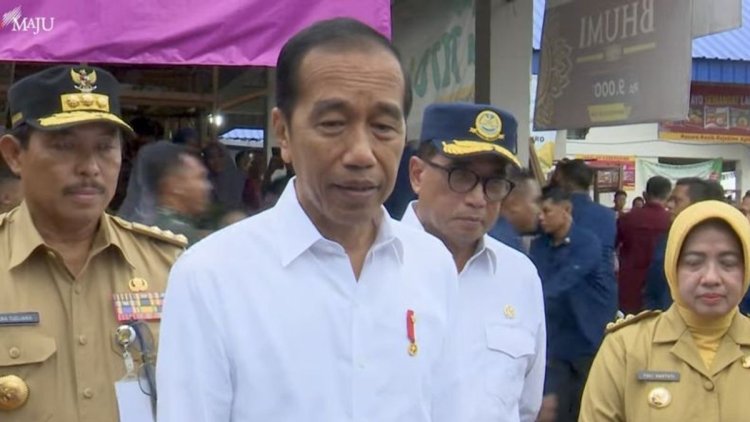 Jokowi Soal Kenaikan Harga Beras: Coba Dicek Harga beras di pasar induk
