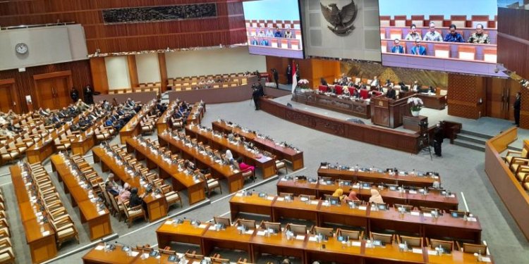 PKS Protes Usulan Makan Siang Gratis Pakai Dana BOS di Rapat Paripurna DPR