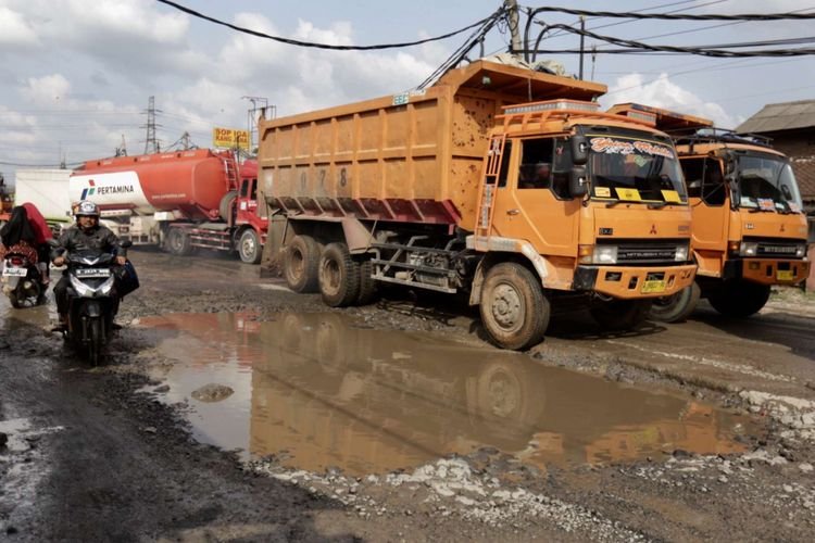Bupati Bogor Akhirnya Minta Pusat Bangun Jalan Tambang Parung Panjang
