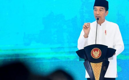 Jokowi: Warga Punya Duit Langsung Beli Motor dan Mobil Bikin Macet