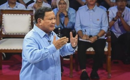Prabowo Terheran dengan Balasan Kedengkian, Ungkapkan Kekecewaan dalam Konsolidasi Relawan