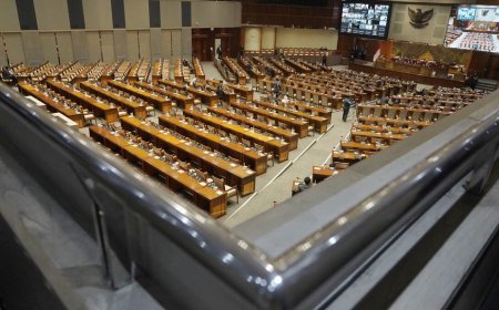 Formappi Beri Predikat Buruk pada Kinerja DPR Masa Sidang II 2023-2024: 91% Anggota Kembali Nyaleg
