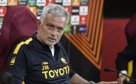Jose Mourinho Dipecat, AS Roma Berburu Pengganti: De Rossi dan Conte Jadi Kandidat Kuat