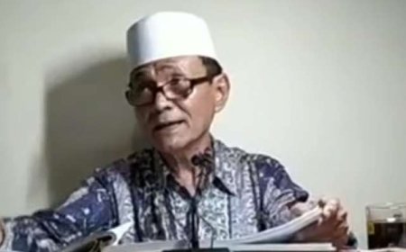 Mengenang Ulama Kharismatik Indramayu, Buya Syakur Yasin, yang Tutup Usia pada Usia 75 Tahun
