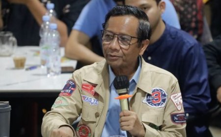 Mahfud MD Berencana Mundur dari Menko Polhukam