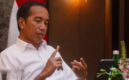 Jokowi Menghargai Keputusan Mahfud MD untuk Mundur dari Kabinet: Kesepakatan Awal dengan Ganjar Pranowo