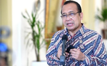 Mensesneg: Belum Ada Surat Pengunduran Diri Mahfud Hingga Hari Ini