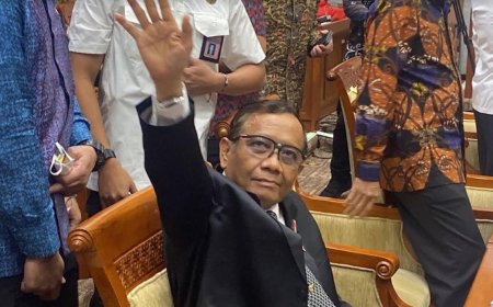 Mahfud MD Resmi Mundur dari Kabinet: Surat Pengunduran Diri Diterima Jokowi Besok
