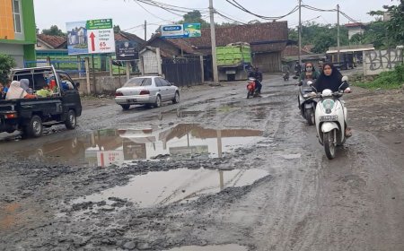 Mengurai Misteri 'Jalur Neraka' Parung Panjang: Kementerian PUPR Bongkar Rencana Perbaikan dan Tawarkan Solusi Tuntas
