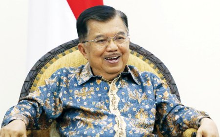 JK Puji Kinerja Jokowi dalam Blusukan, Respons Ahok Picu Kontroversi