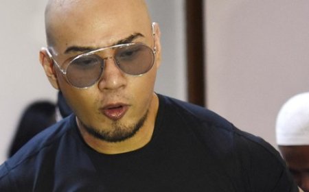 Deddy Corbuzier Buka Suara: Tekanan Dukung Prabowo, Pengakuan Hangat dari Istana Kemenangan