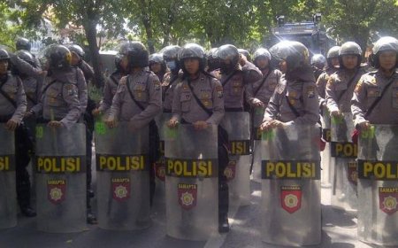 Relawan Ganjar Gelar Aksi Demonstrasi di Bawaslu Jakarta, 1.978 Polisi Turun ke Jalan