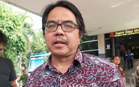 Ade Armando Pertanyakan KPU, Suaranya Naik Drastis Hingga 400 Ribu