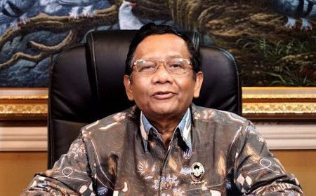 Kritik Mahfud MD Terhadap Penyelipan Anggaran Makan Siang Gratis di APBN 2025: Antisipasi atau Kontroversi?