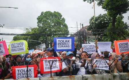 Masyarakat Beraksi! Tuntut Keadilan dan Transparansi Pemilu di Depan Gedung DPR Hari Ini