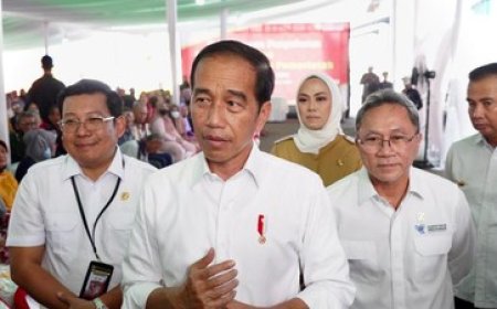 Jokowi Soal Kenaikan Harga Beras: Coba Dicek Harga beras di pasar induk