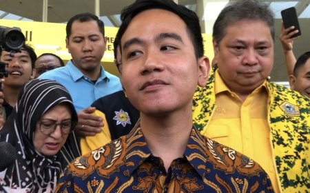 Gibran Menanggapi Kabar Jokowi Gabung Golkar: "Biar yang Jawab yang Sebar Isu"