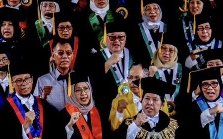 Guru Besar UI Kritik Jokowi Terkait Politik Bansos dan Intimidasi
