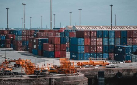 Dinamika Ekspor Indonesia: Tantangan dan Peluang di Tengah Penurunan Ekspor Nikel dan Sektor Industri Lainnya